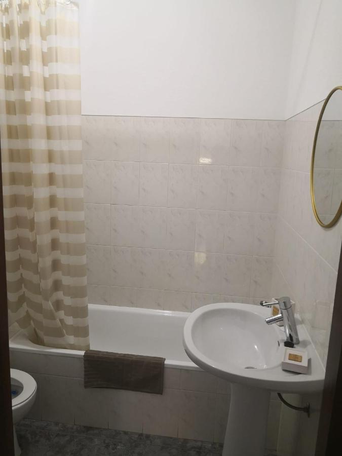 Sisters Beach House - Sea View Armacao de Pera Bagian luar foto